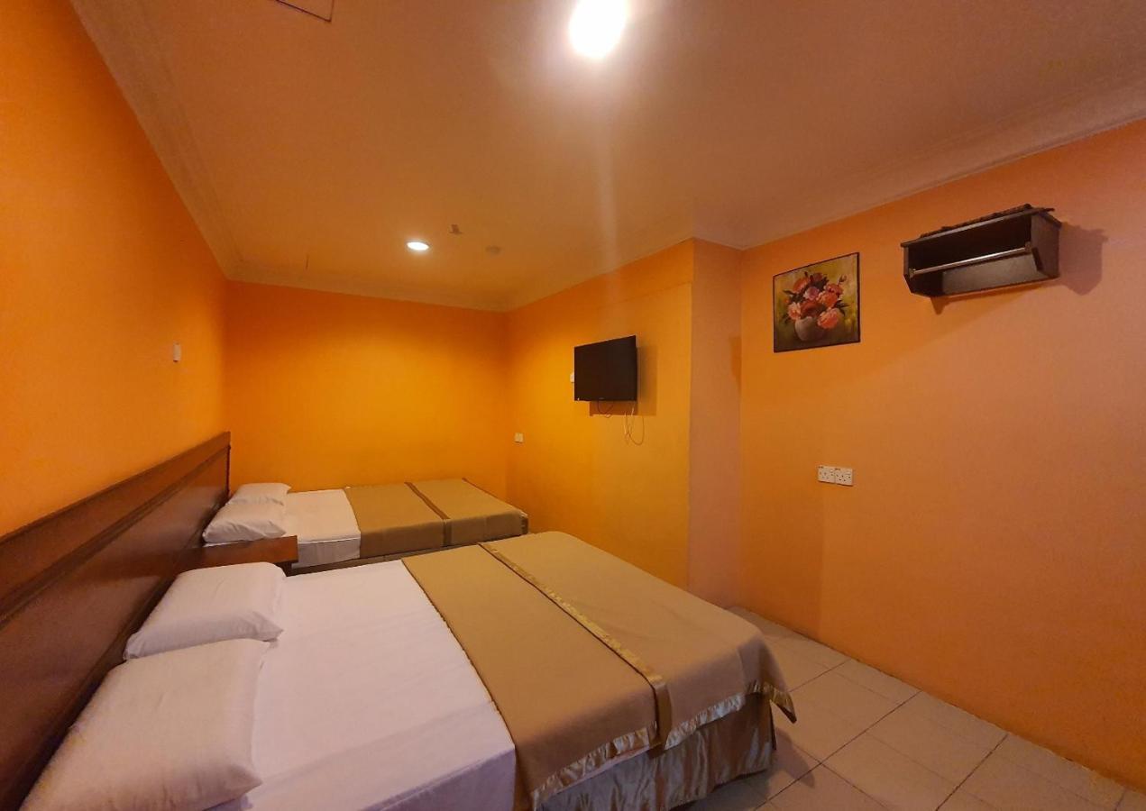 Highway Budget Hotel Іпох Екстер'єр фото