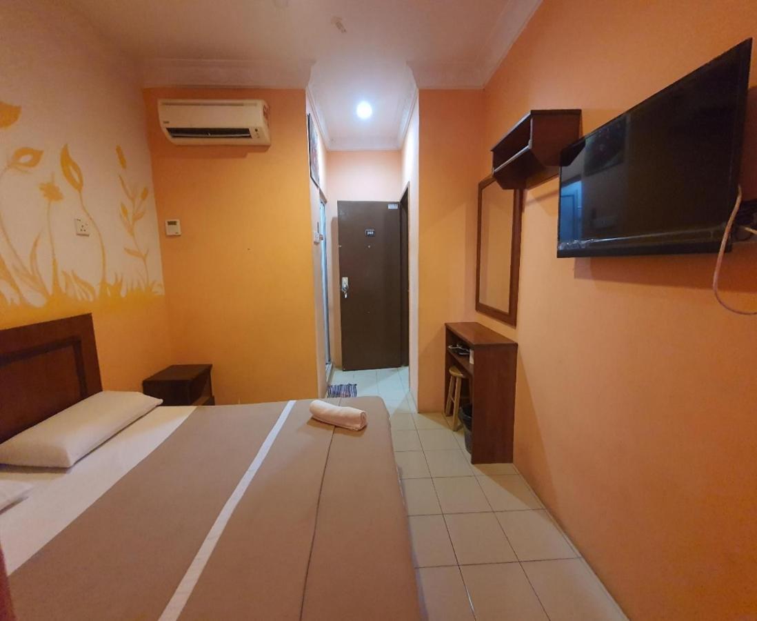 Highway Budget Hotel Іпох Екстер'єр фото