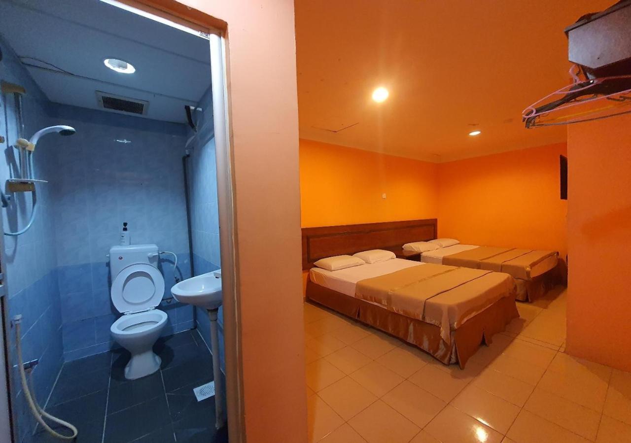 Highway Budget Hotel Іпох Екстер'єр фото