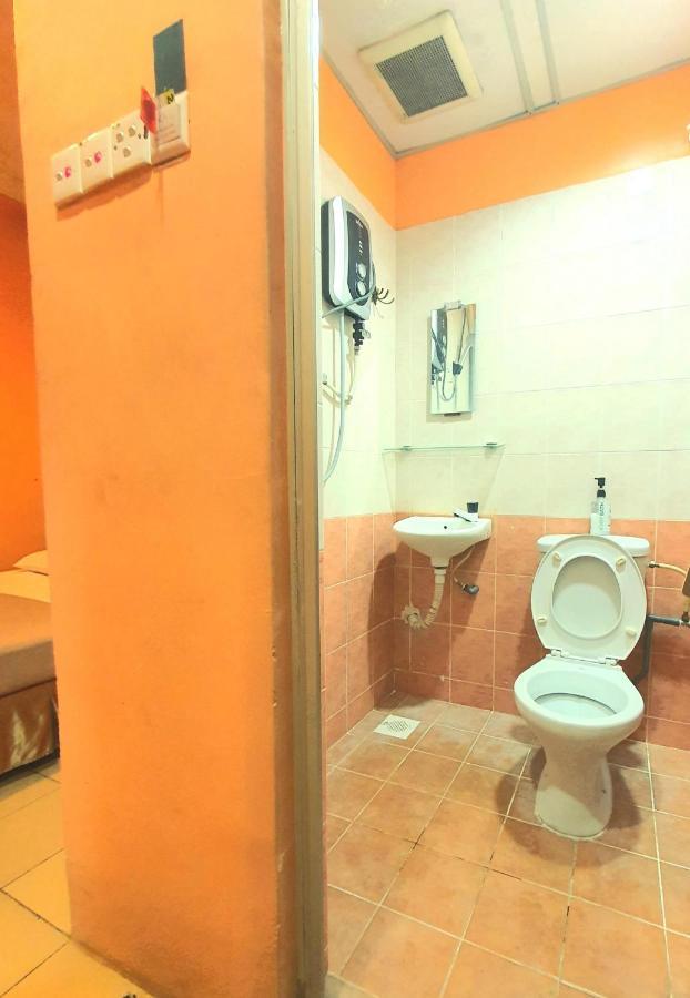 Highway Budget Hotel Іпох Екстер'єр фото