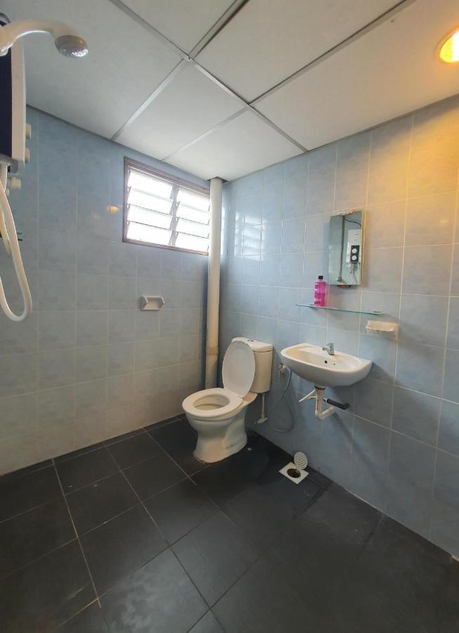 Highway Budget Hotel Іпох Екстер'єр фото
